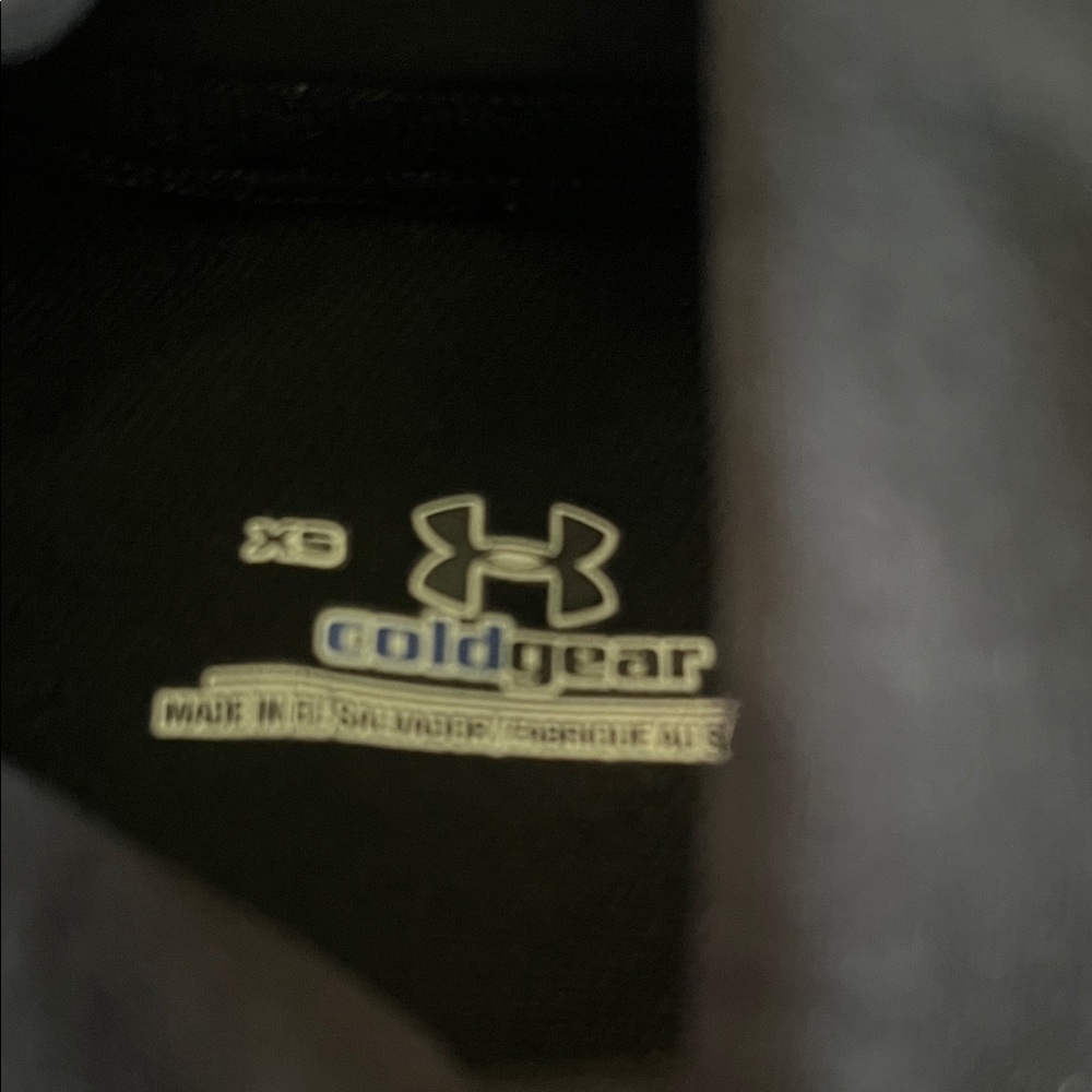 Under Armour ColdGear Black XS Top